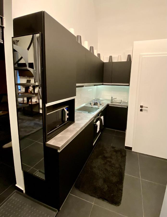 Kiraly Street , Stylish Apartment Budapest Ngoại thất bức ảnh