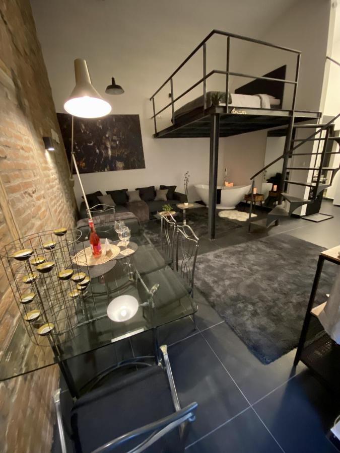 Kiraly Street , Stylish Apartment Budapest Ngoại thất bức ảnh