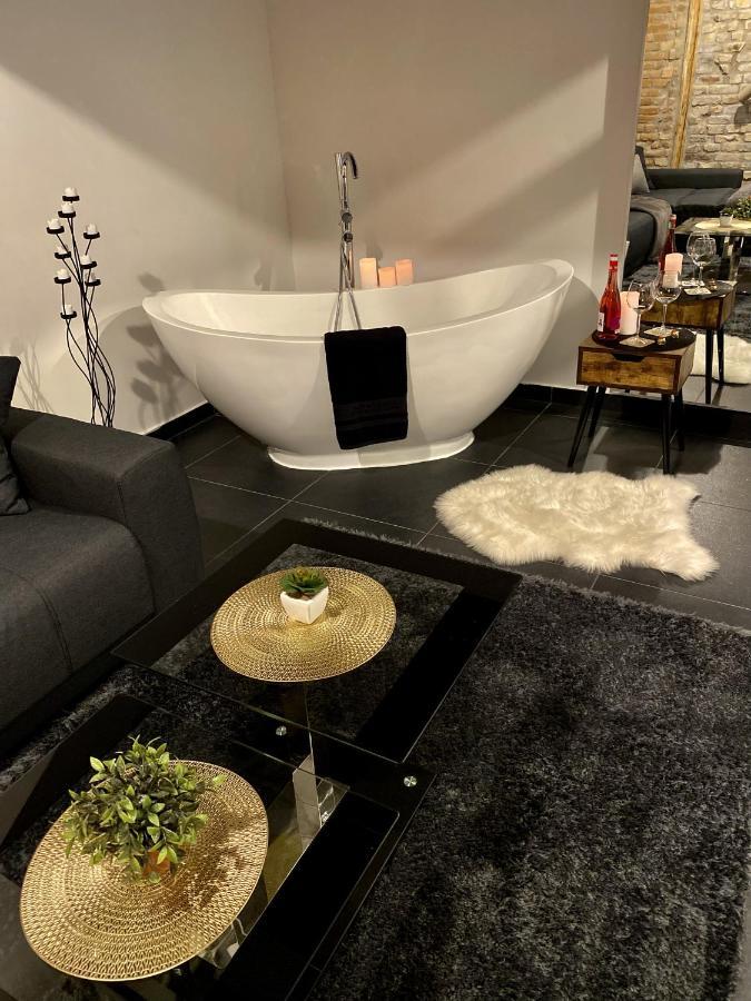 Kiraly Street , Stylish Apartment Budapest Ngoại thất bức ảnh